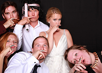 West Coast Photo Booth  Oxnard Photo Booth Companies image 1