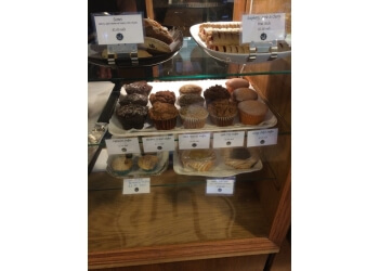 lansing bakeries