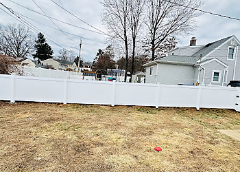 New Haven Fencing Contractors White Eagle Fence