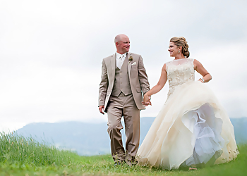Rockford Wedding Photographers White Shutter Photography