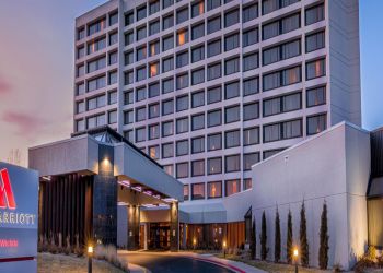 Wichita Marriott Wichita Marriott - Wichita, KS Hotels - Hotel Exterior Image