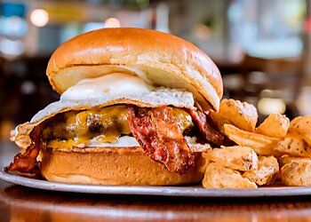 Wild Wing Cafe Chesapeake Sports Bars image 1