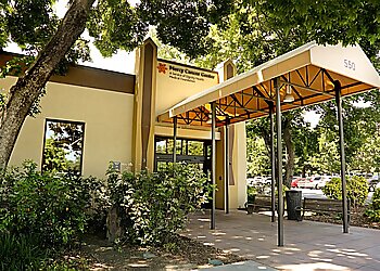 Sacramento Oncologists Wiley Fowler, MD - MERCY CANCER CENTER