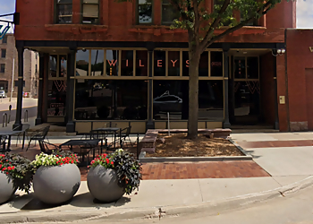 Wiley's Bar  Sioux Falls Night Clubs image 1