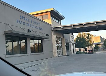 San Antonio Pain Management Doctors William Alec Tisdall, MD - SPINE & JOINT PAIN SPECIALISTS