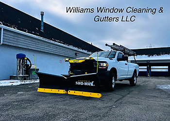 Williams Window Cleaning & Gutters - Cleveland, OH Window Cleaners - Service Vehicle Image