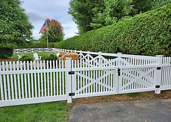 Williamson fence llc Williamson fence llc - Springfield, MA Fencing Contractors - Project Image