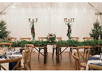 Milwaukee Wedding Planners Willow + Waylon Events