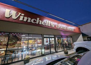 Wichita Bagel Shops Winchell's