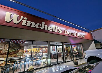 Wichita Donut Shops Winchell’s Donut House