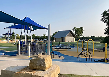 Windhaven Meadows Park Windhaven Meadows Park - Plano, TX Public Parks - Outdoor Activity Image