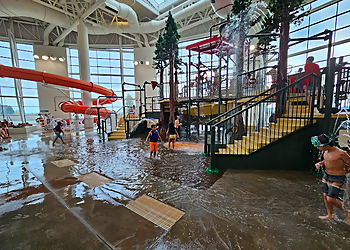 Salem Amusement Parks Wings & Waves Waterpark
