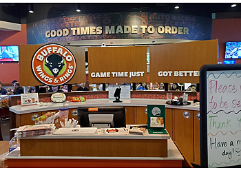 Brownsville Sports Bars Wings and Rings