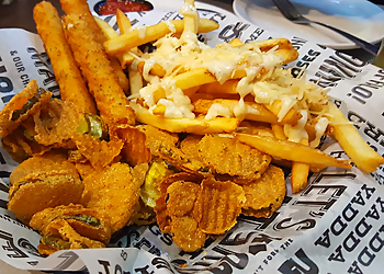 Laredo Sports Bars Buffalo Wings & Rings