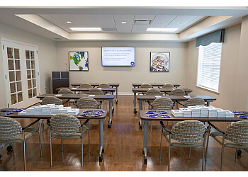 Roanoke Assisted Living Facilities Woodland Hills