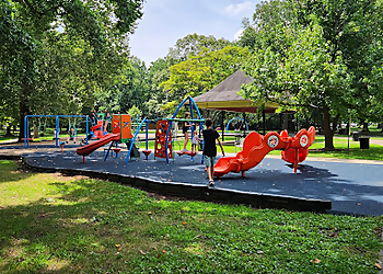 Lexington Public Parks Woodland Park