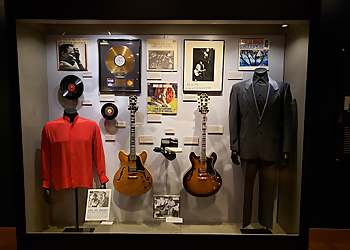 Tulsa Landmarks Woody Guthrie Center