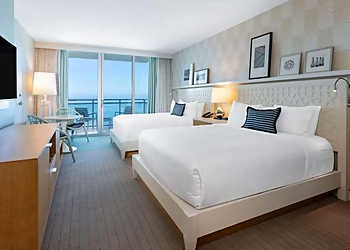 Clearwater Hotels Wyndham Grand Clearwater Beach