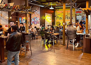 Salinas Night Clubs XL Publichouse