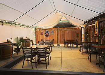 Salinas Night Clubs XL Publichouse