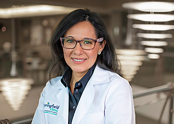 Xochitl L. Garcia, MD, FACOG, MIGS - Peoria, IL Gynecologists - Doctor Portrait Image
