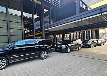 Cedar Rapids Limo Service Xquisite Limo
