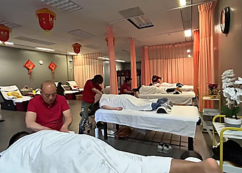 YW Relaxation - Palmdale, CA Massage Therapy - Doctor Working Image