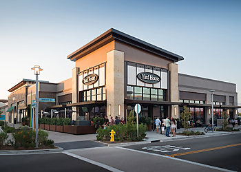 Oxnard American Restaurants Yard House Oxnard