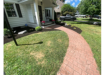 Yellow Hat Mowers, Inc Syracuse Lawn Care Services image 1