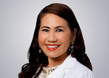 Yen H. Tran, DO - HOAG SPECIALTY CLINIC Yen H. Tran, DO - Huntington Beach, CA Gynecologists - Doctor Portrait Image