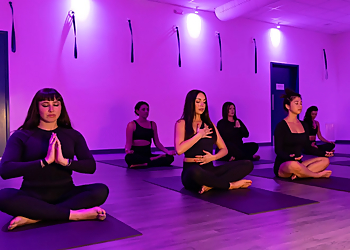 YogaSix Rolling Hills - Torrance, CA Yoga Studios - Practice Image