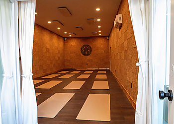 Yoloha Yoga Studio - Charleston, SC Yoga Studios - Interior Image