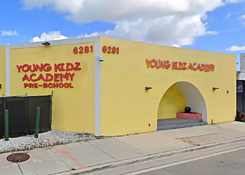 Young Kidz Academy Hollywood Preschools image 1