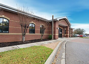 Waco Dermatologists Young McMahan, MD, FAAD - U.S. DERMATOLOGY PARTNERS WACO