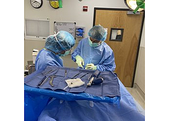 Yuko Miyazaki, DPM - Berkeley, CA Podiatrists - Surgery Room Image