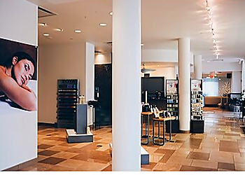 Z Salon & Spa - Louisville, KY Beauty Salons - Beauty Center Image