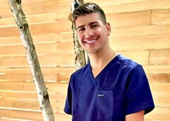 Zachary DiSpirito, DDS - FRIENDLY DENTAL CENTER Newark Orthodontists image 1