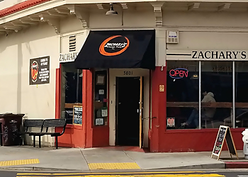 Oakland Pizza Places Zachary's Chicago Pizza Rockridge