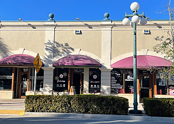 Hollywood Cakes Zalie Cakes Bakeshop & Artisan Market