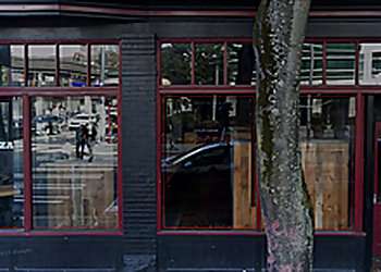 Zeeks Pizza - Seattle, WA Pizza Places - Restaurant Exterior Image