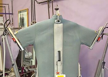 Costa Mesa Dry Cleaners kona Cleaners