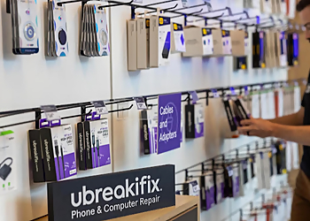 uBreakiFix Cincinnati - Cincinnati, OH Cell Phone Repair - Service Image