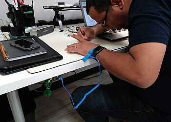 Fort Wayne Cell Phone Repair uBreakiFix Fort Wayne