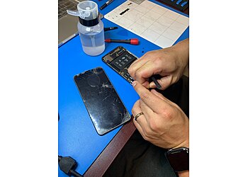 Los Angeles Cell Phone Repair uBreakiFix Koreatown