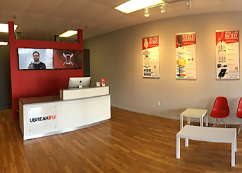 uBreakiFix Lafayette - Lafayette, LA Computer Repair - Business Interior Image