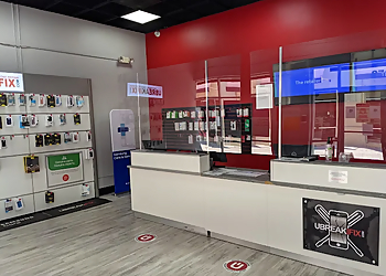uBreakiFix Miami - Miami, FL Cell Phone Repair - Business Interior Image