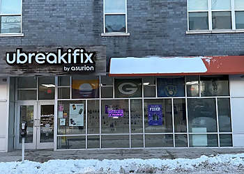 uBreakiFix Milwaukee uBreakiFix Milwaukee - Milwaukee, WI Cell Phone Repair - Business Exterior Image