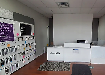 Chicago Cell Phone Repair uBreakiFix River North