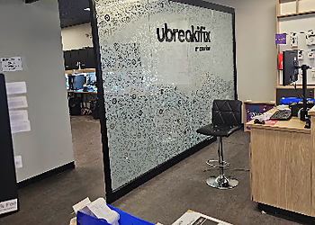 uBreakiFix Sacramento - Sacramento, CA Cell Phone Repair - Business Interior Image