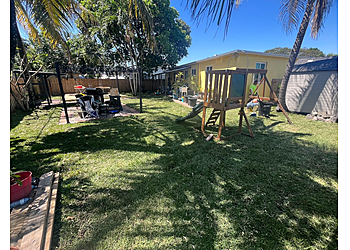 Hollywood Lawn Care Services uGROWiMOW Complete Lawn Service